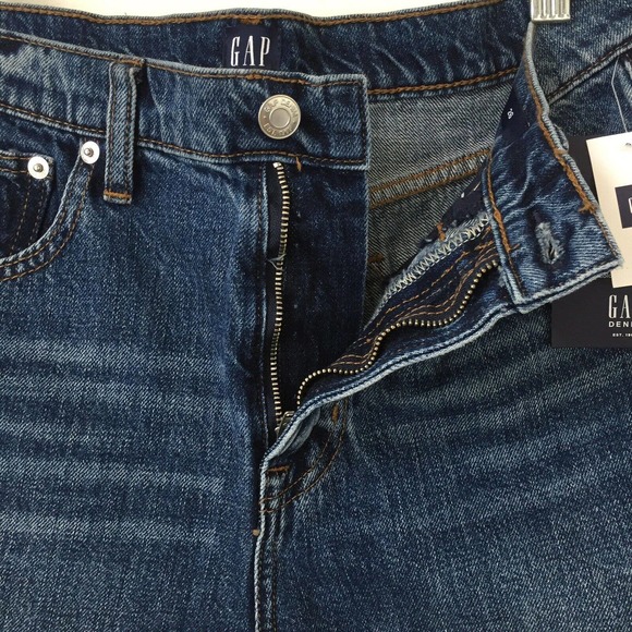 Gap Denim Dark Indigo Short Women Size 26 Raw Hem NWT - Picture 3 of 5